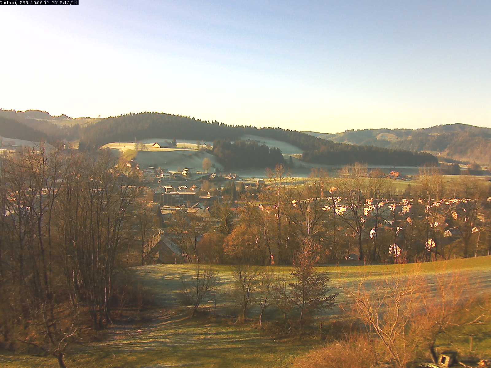 Webcam-Bild: Aussicht vom Dorfberg in Langnau 20151214-100601