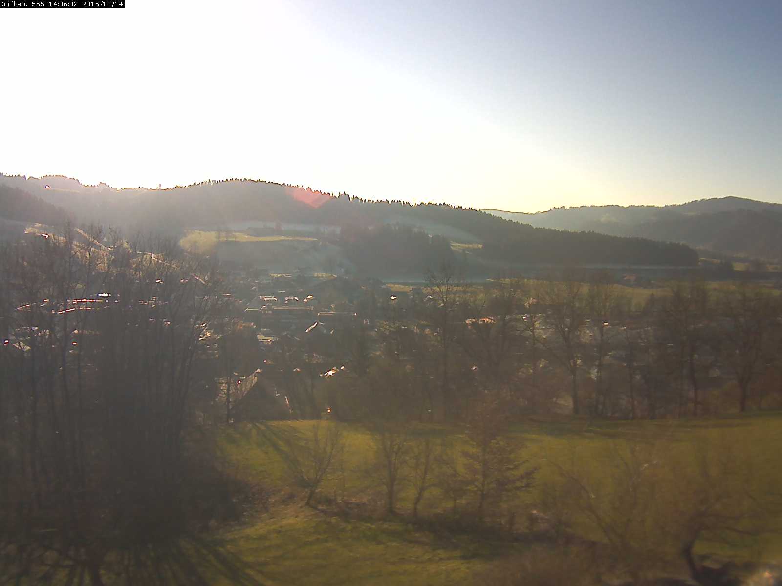 Webcam-Bild: Aussicht vom Dorfberg in Langnau 20151214-140601