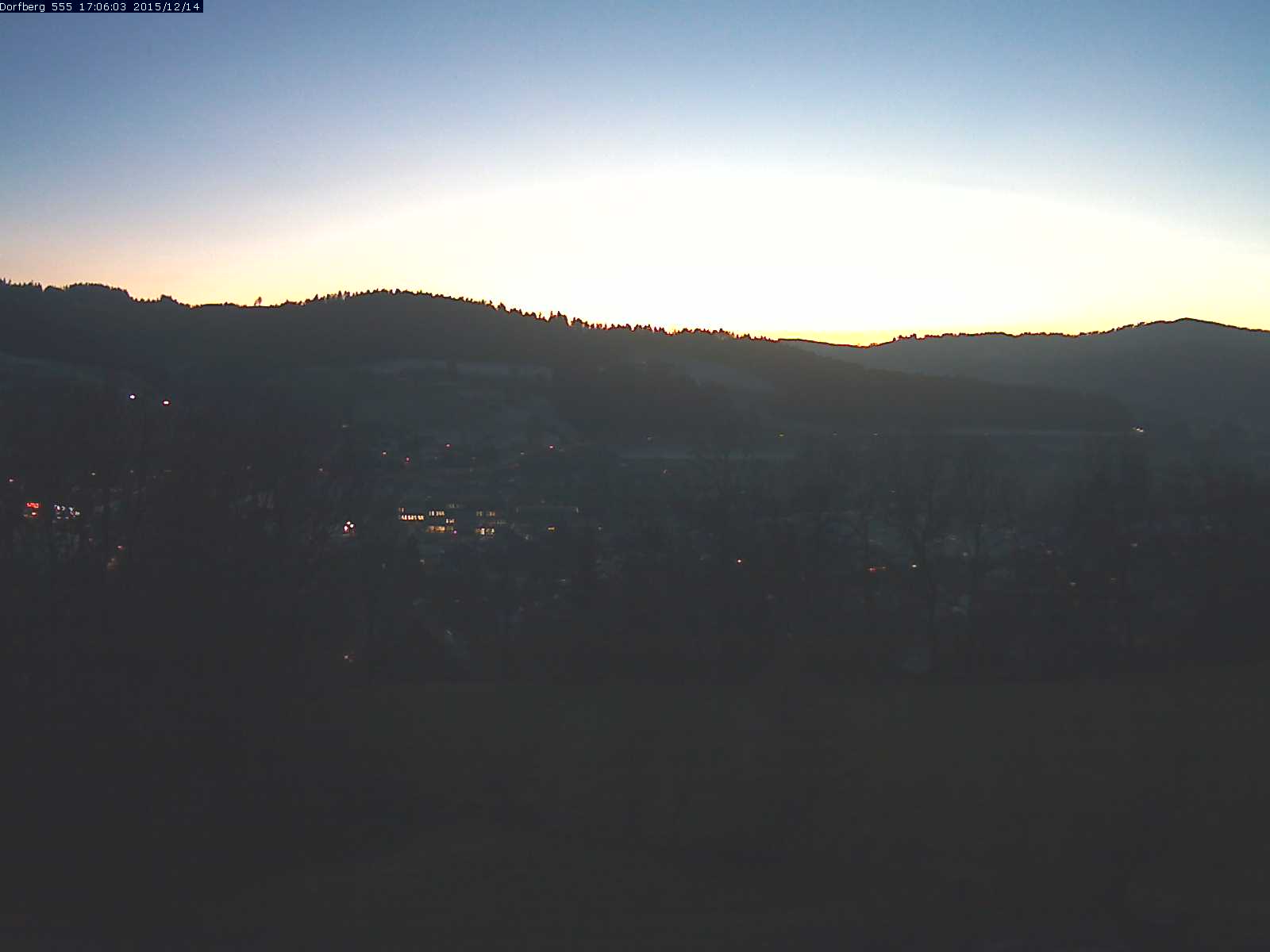 Webcam-Bild: Aussicht vom Dorfberg in Langnau 20151214-170601