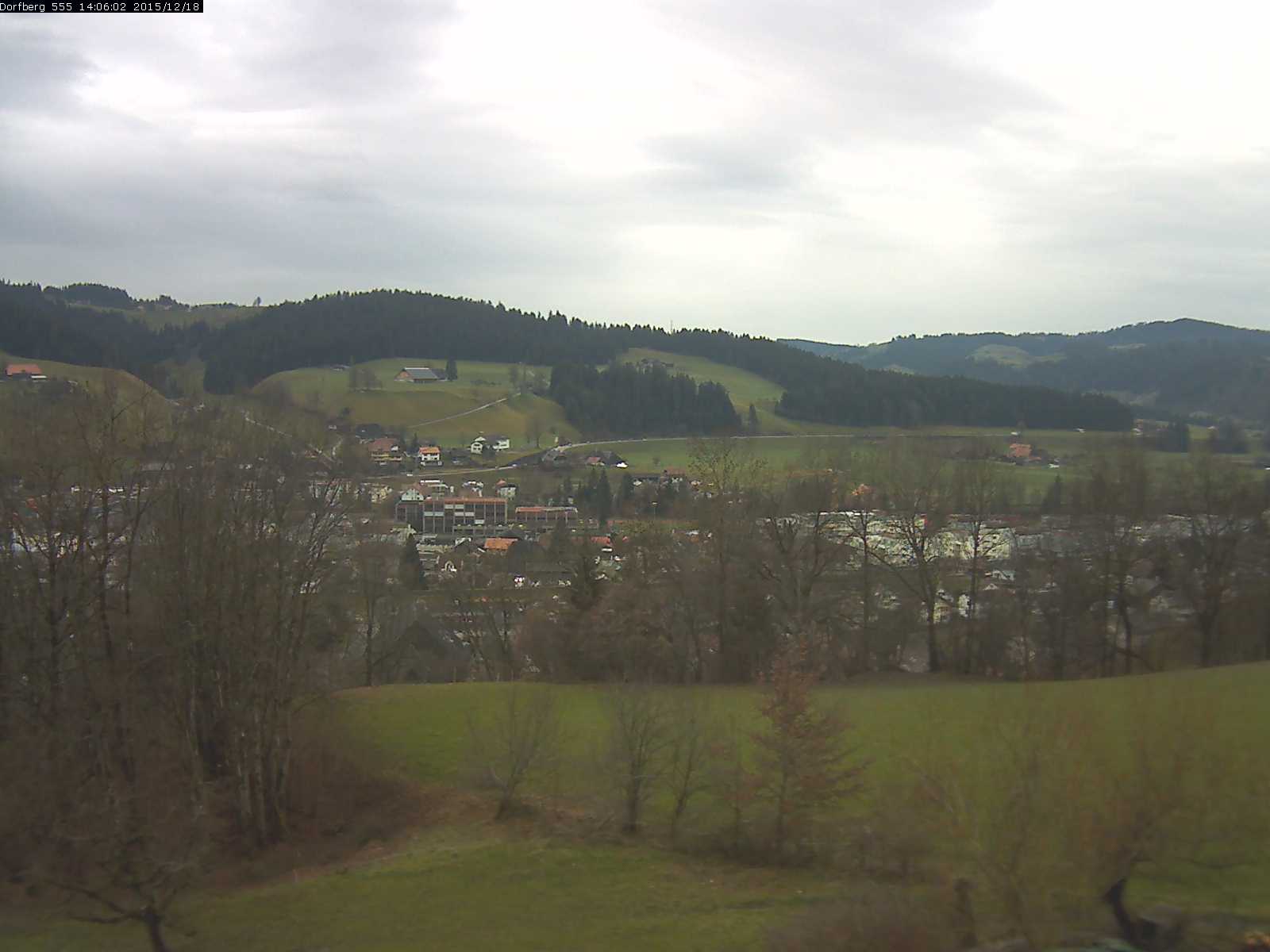 Webcam-Bild: Aussicht vom Dorfberg in Langnau 20151218-140601