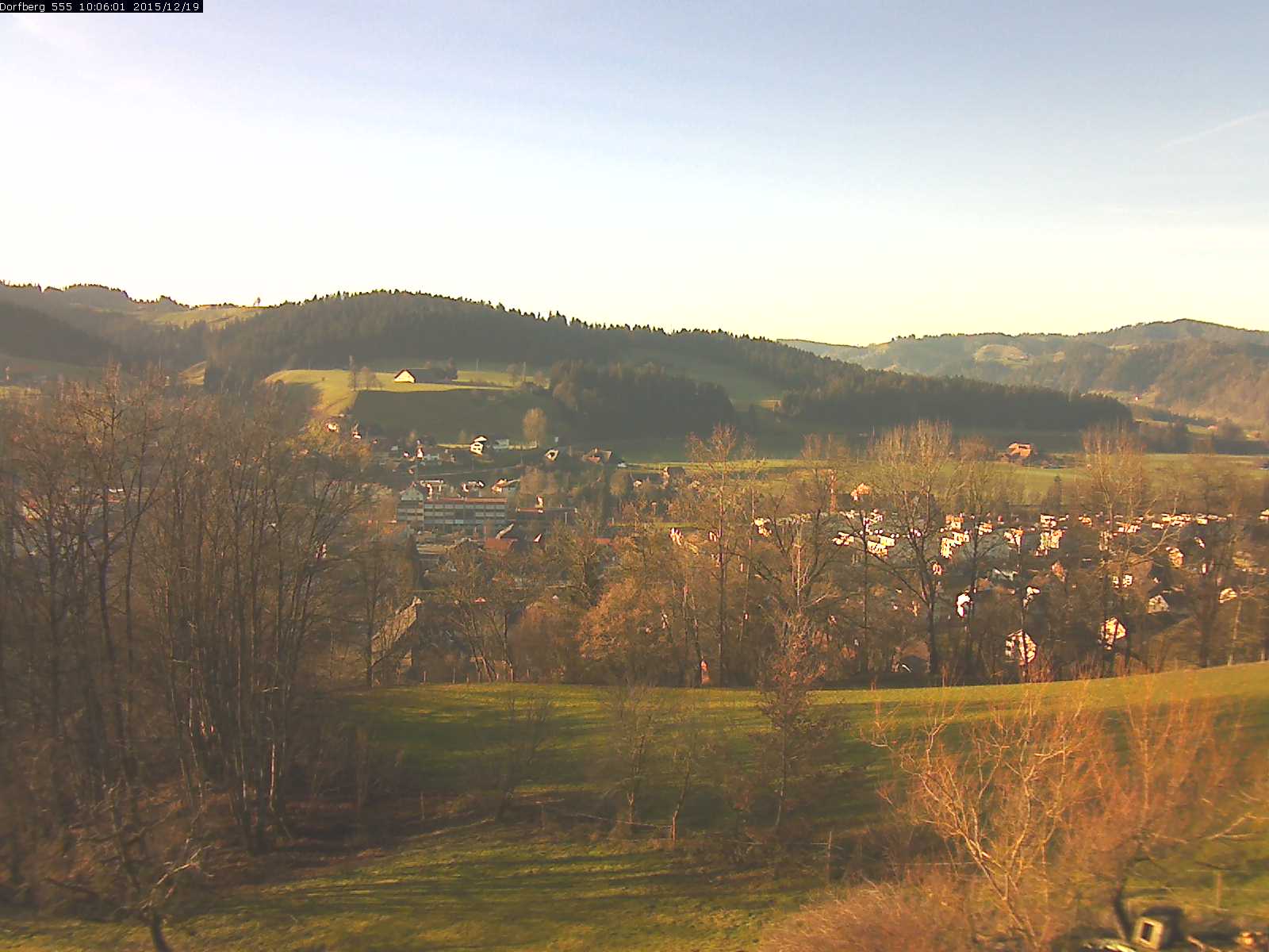Webcam-Bild: Aussicht vom Dorfberg in Langnau 20151219-100601