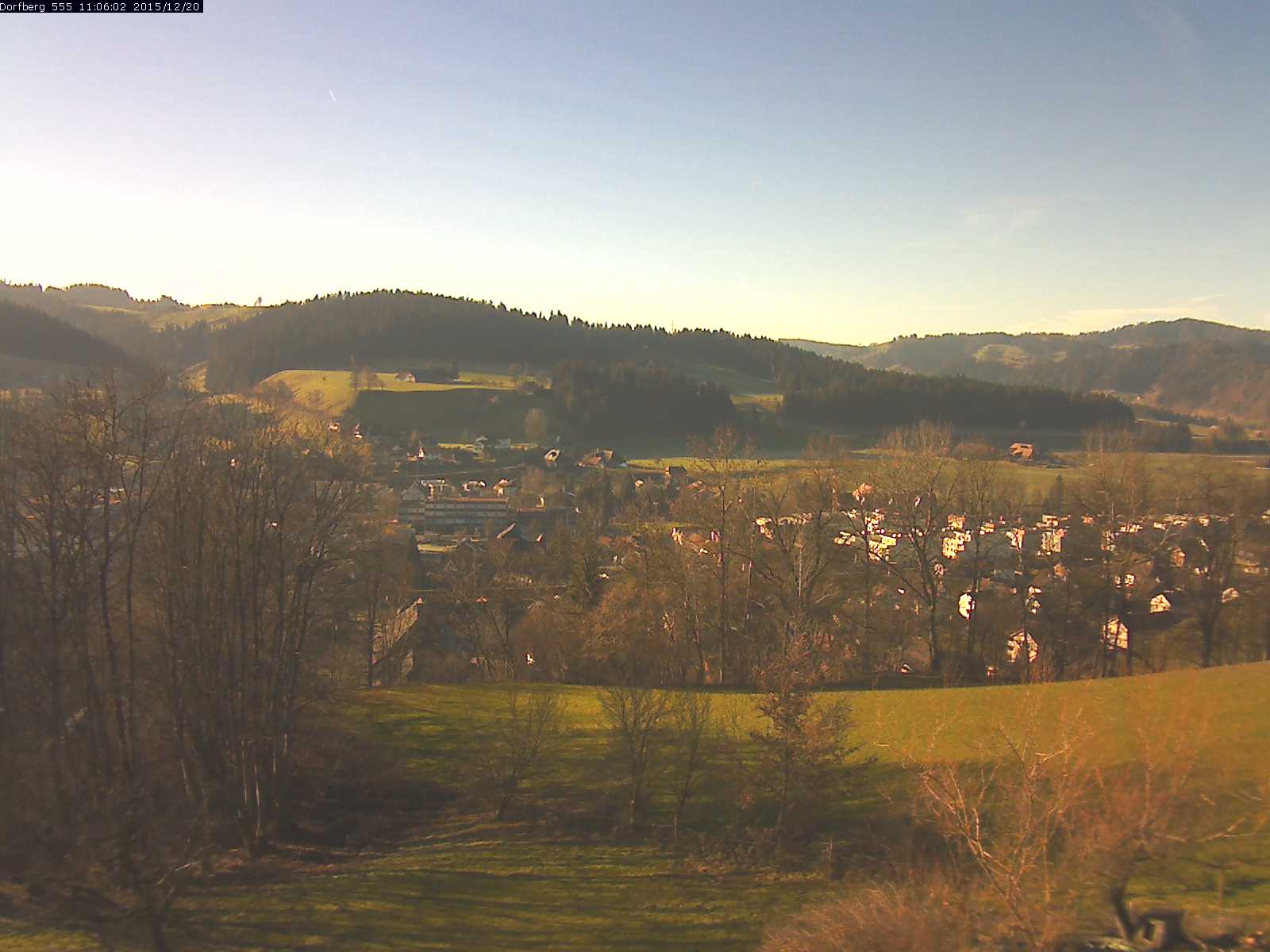Webcam-Bild: Aussicht vom Dorfberg in Langnau 20151220-110601