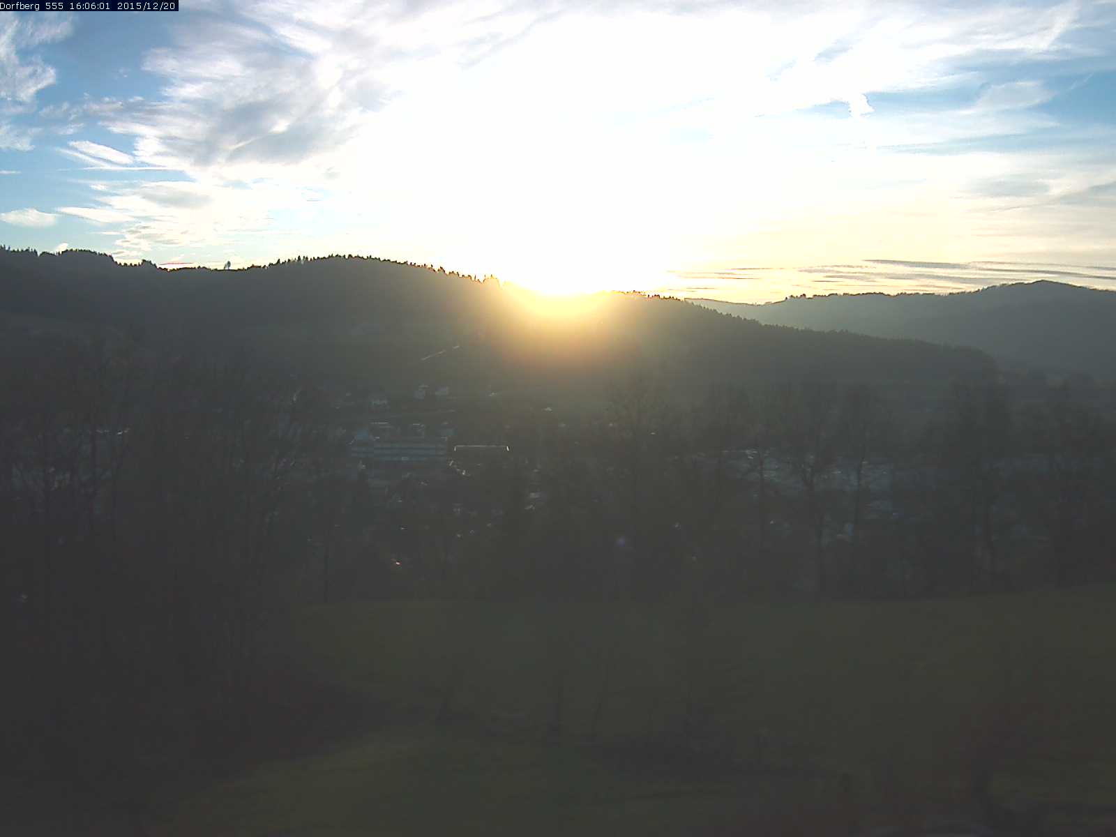 Webcam-Bild: Aussicht vom Dorfberg in Langnau 20151220-160601