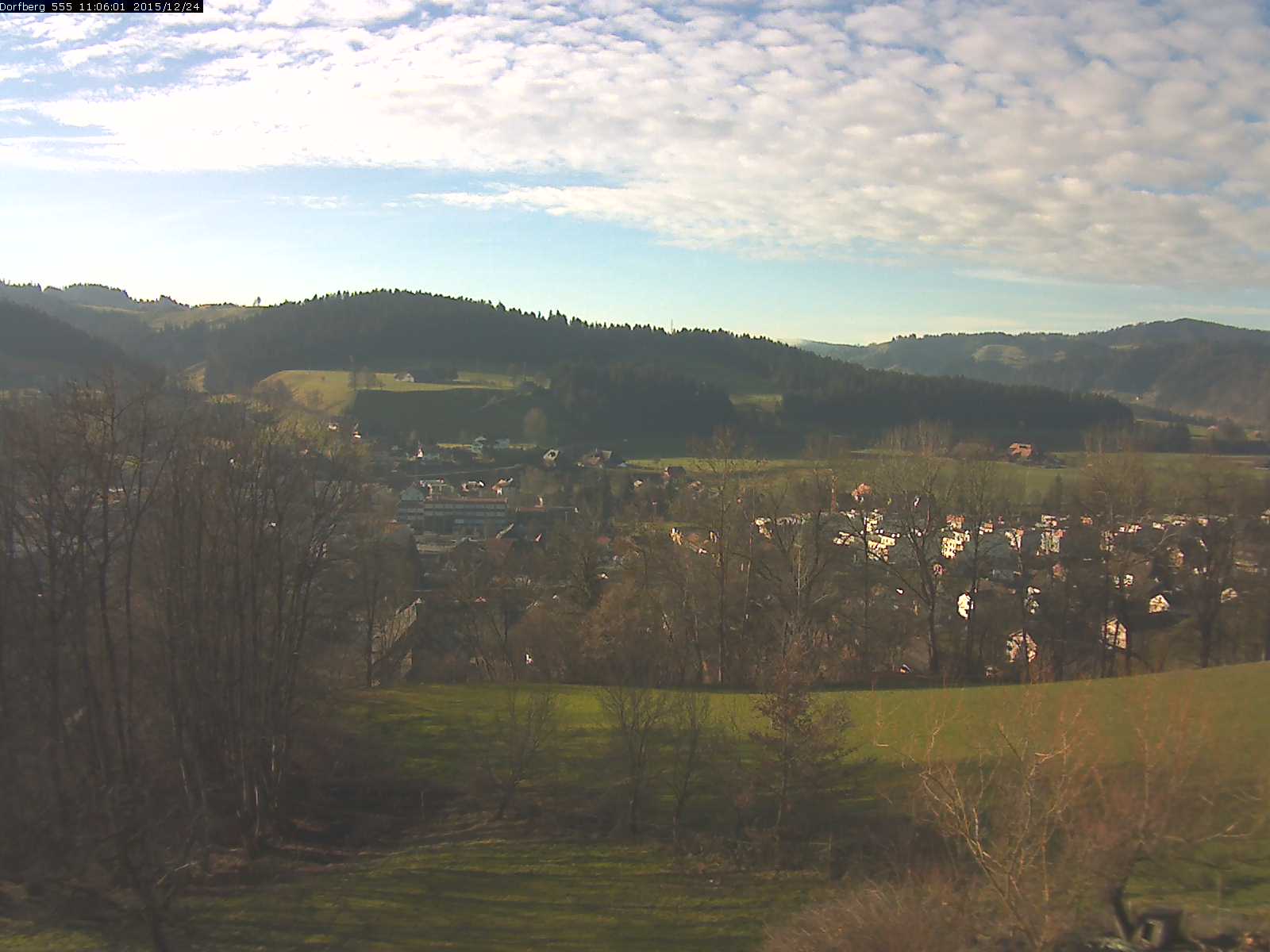 Webcam-Bild: Aussicht vom Dorfberg in Langnau 20151224-110601