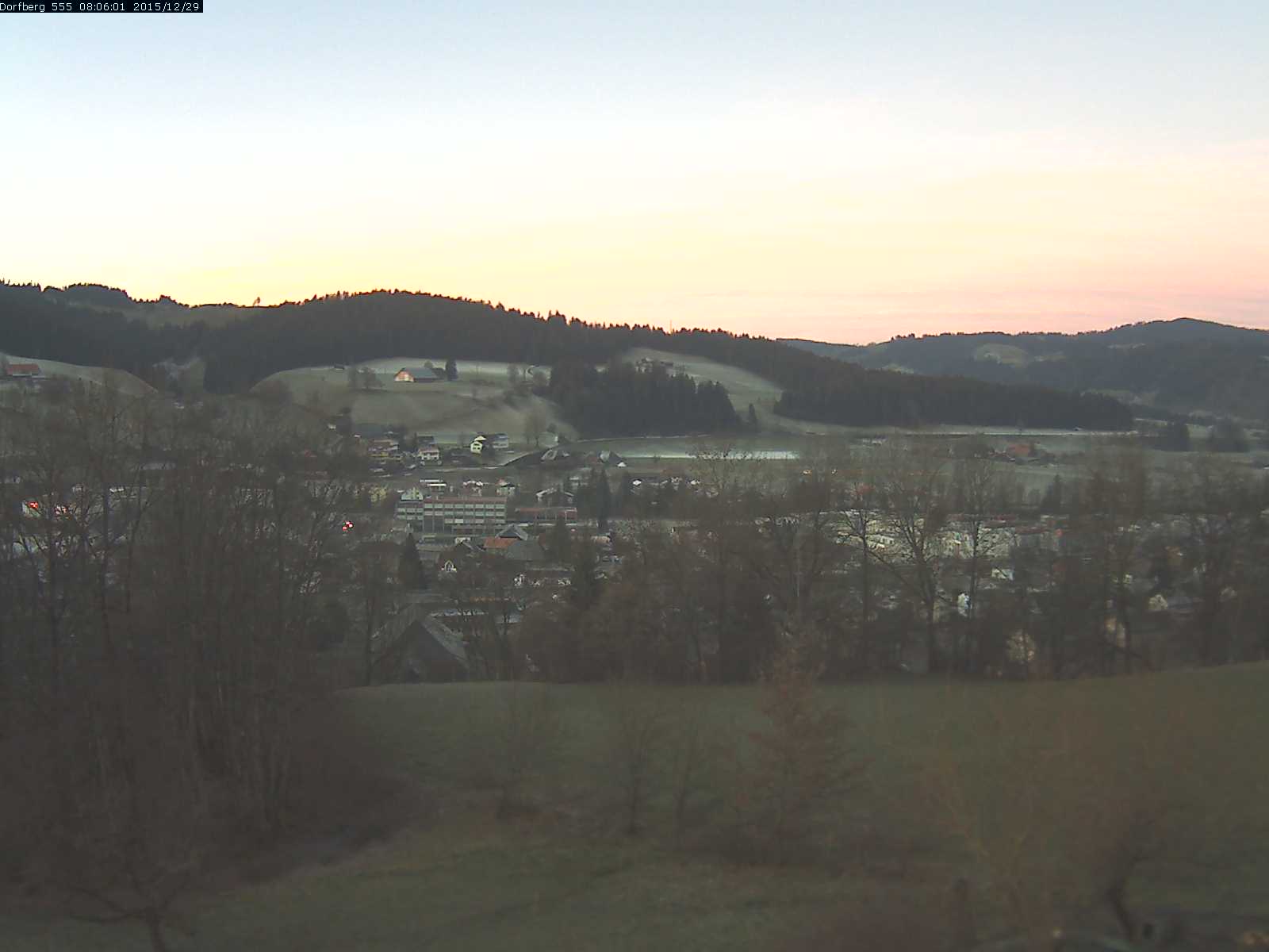 Webcam-Bild: Aussicht vom Dorfberg in Langnau 20151229-080601