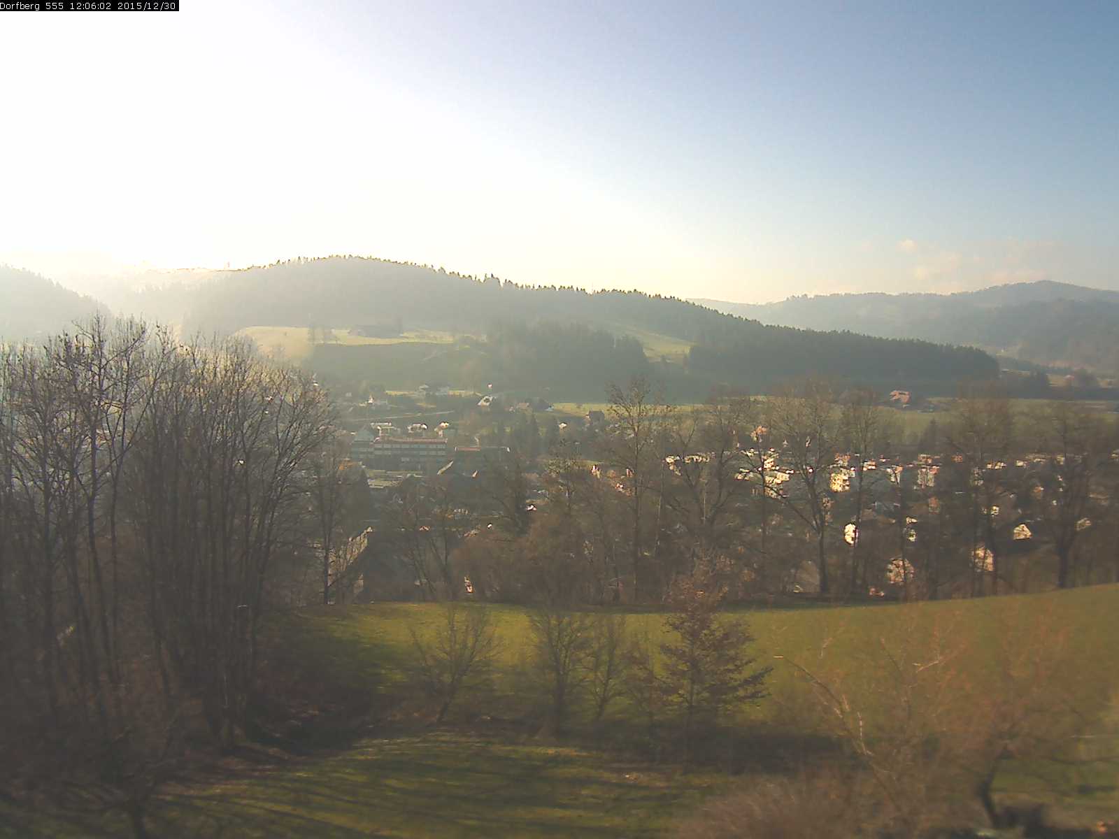 Webcam-Bild: Aussicht vom Dorfberg in Langnau 20151230-120601