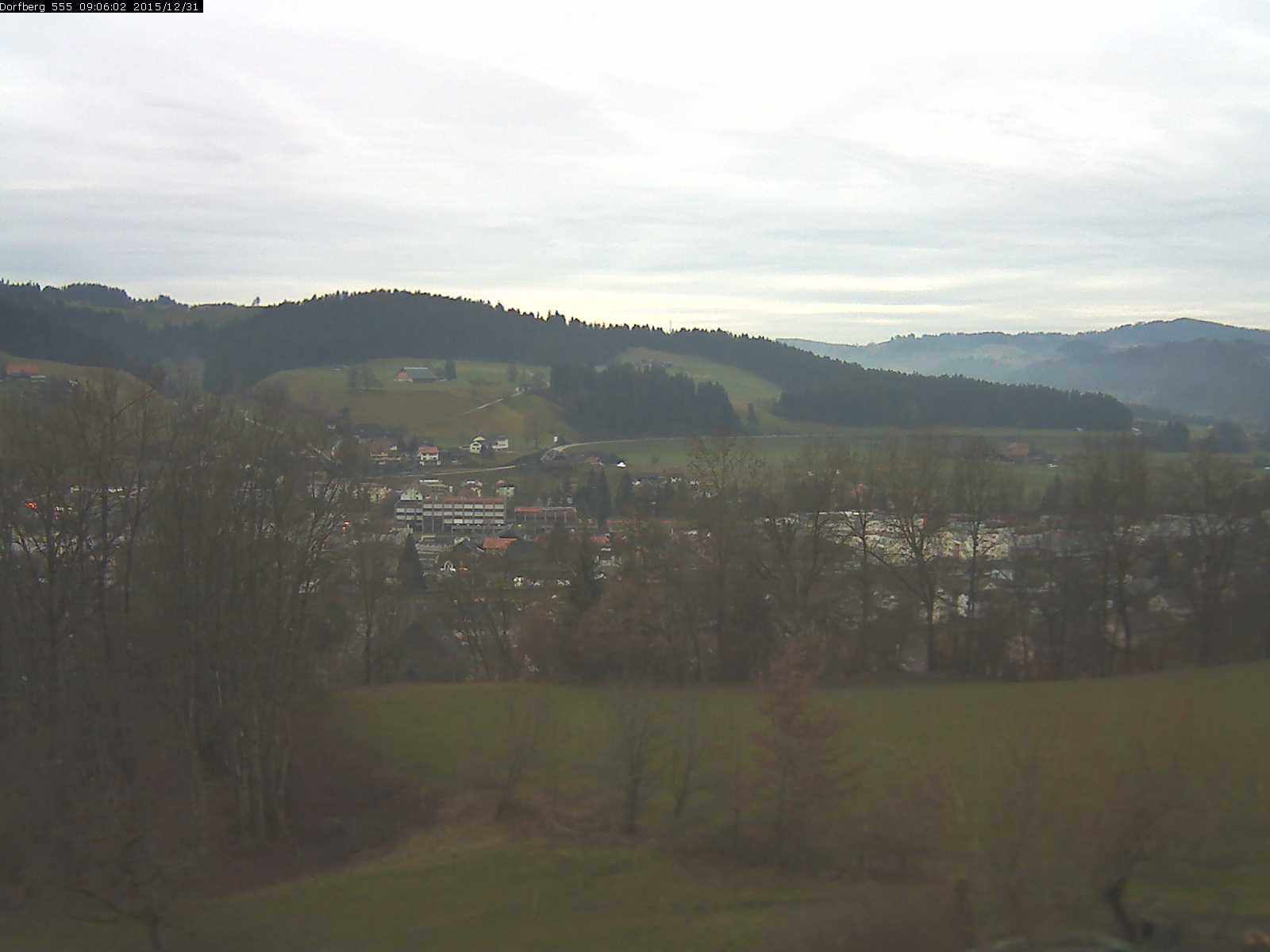 Webcam-Bild: Aussicht vom Dorfberg in Langnau 20151231-090601