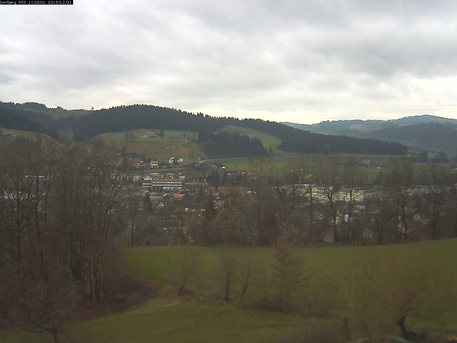 Webcam-Bild: Aussicht vom Dorfberg in Langnau 20151231-110601