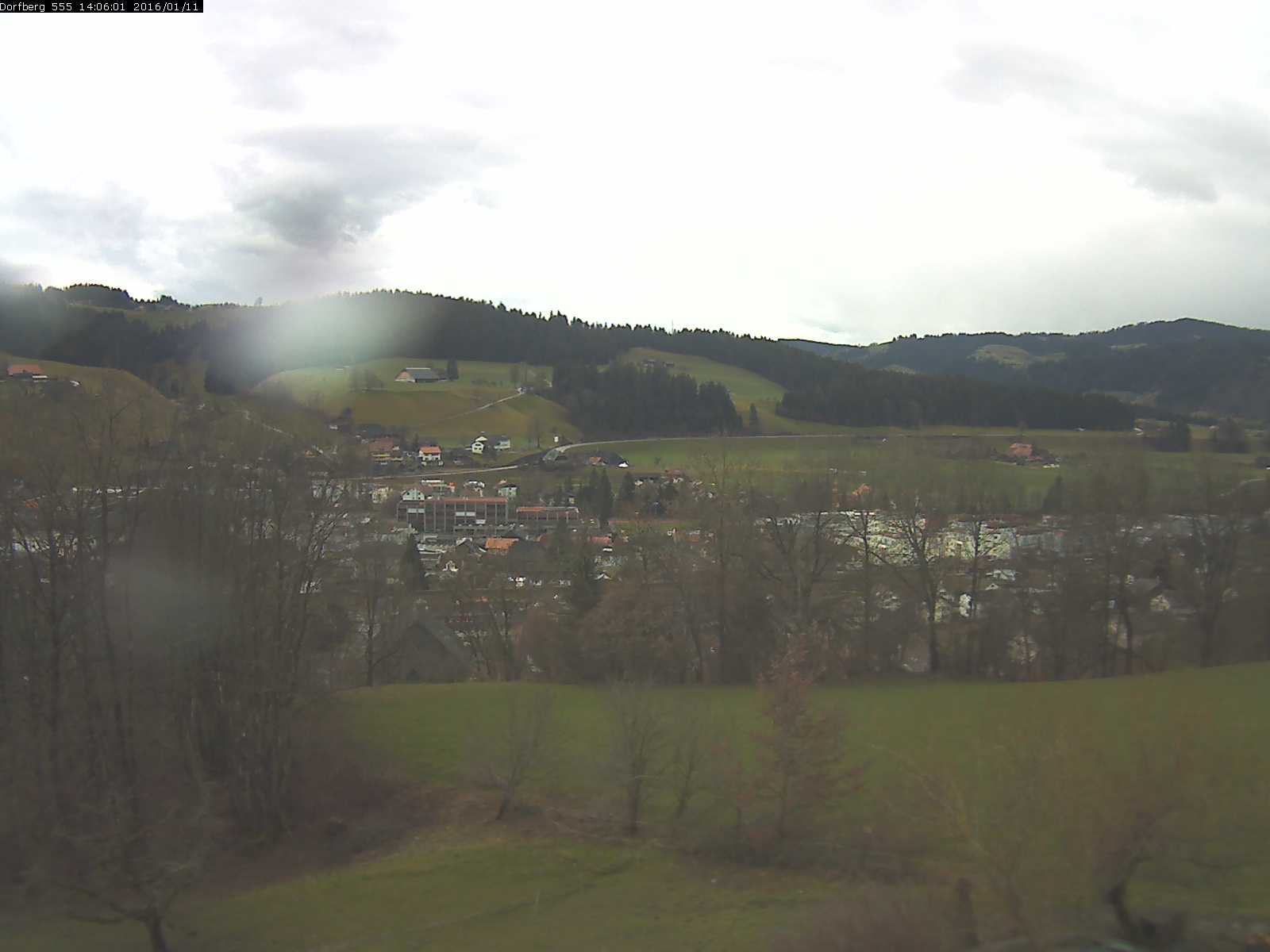 Webcam-Bild: Aussicht vom Dorfberg in Langnau 20160111-140601
