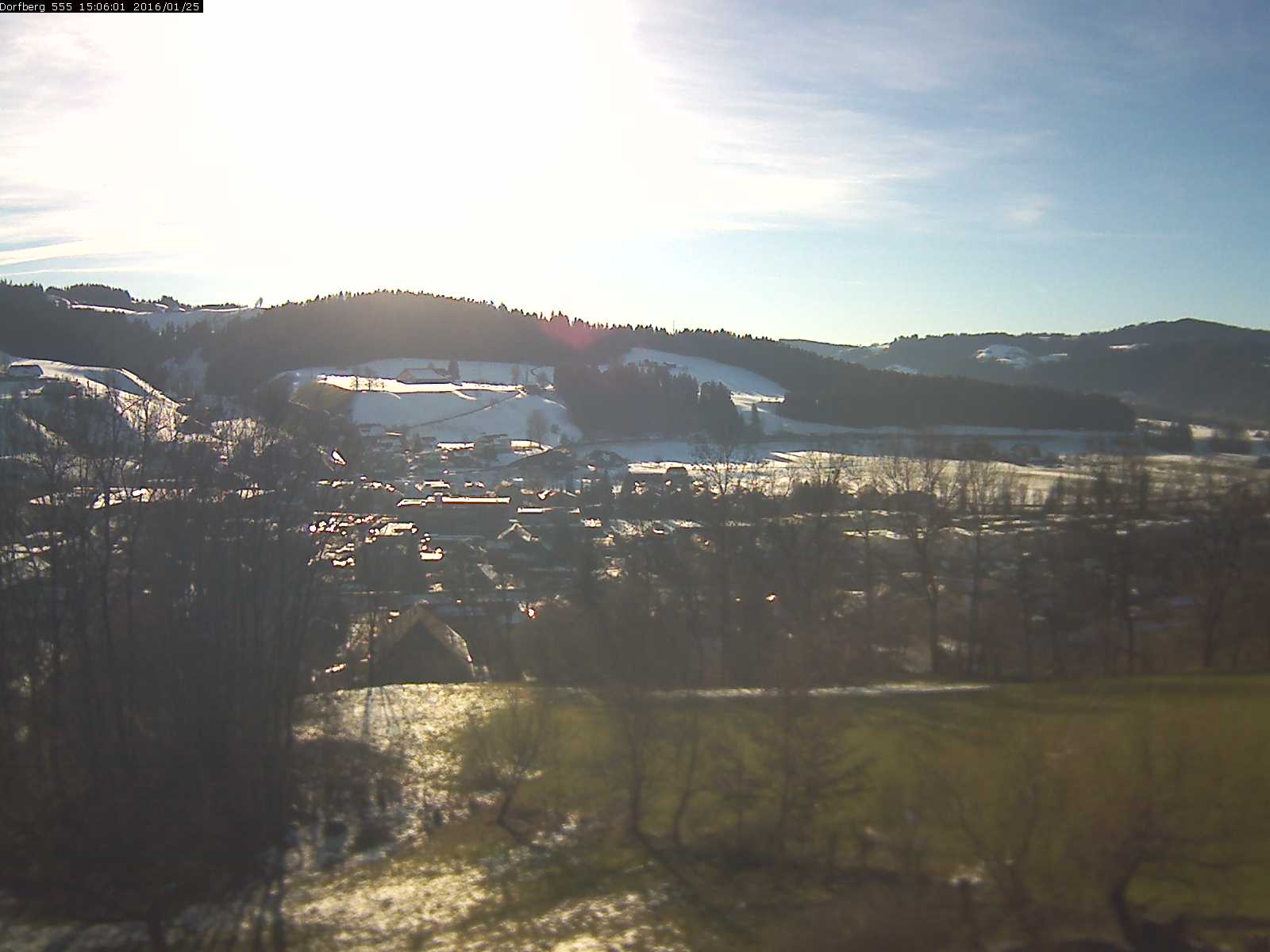Webcam-Bild: Aussicht vom Dorfberg in Langnau 20160125-150601