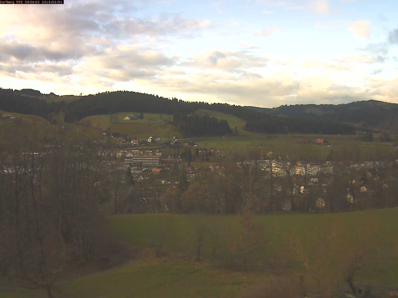 Webcam-Bild: Aussicht vom Dorfberg in Langnau 20160201-090601