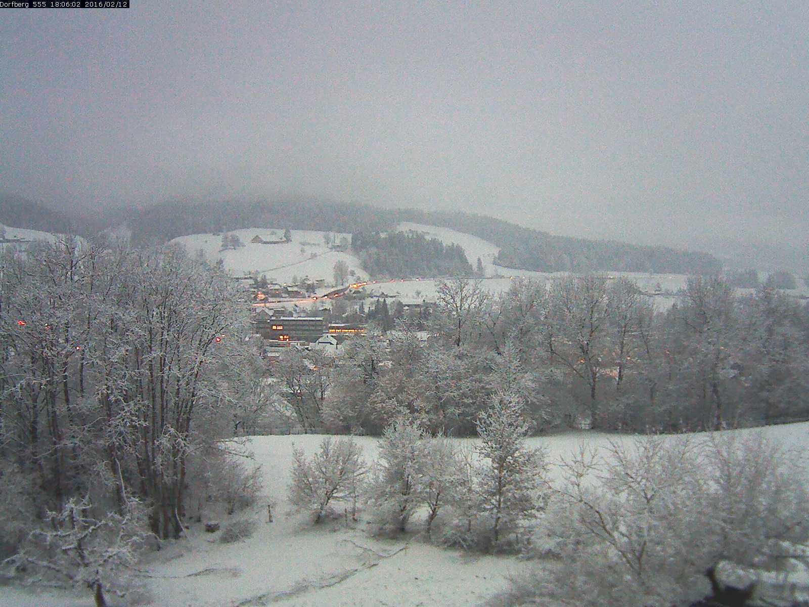 Webcam-Bild: Aussicht vom Dorfberg in Langnau 20160212-180601