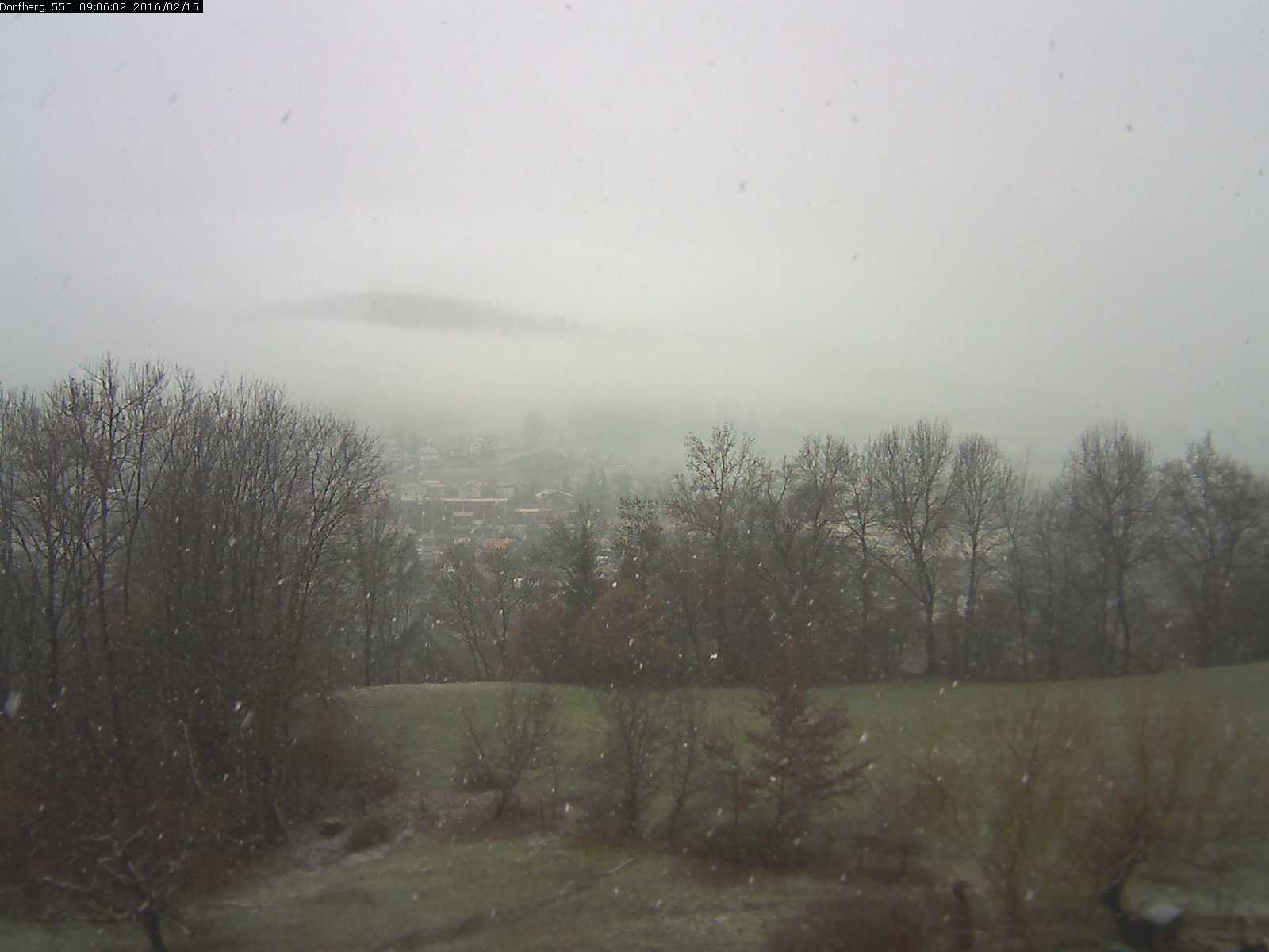 Webcam-Bild: Aussicht vom Dorfberg in Langnau 20160215-090601