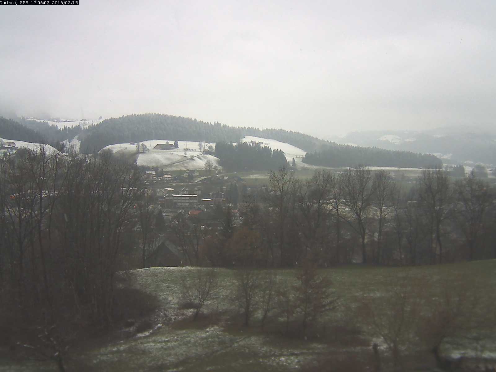 Webcam-Bild: Aussicht vom Dorfberg in Langnau 20160215-170601