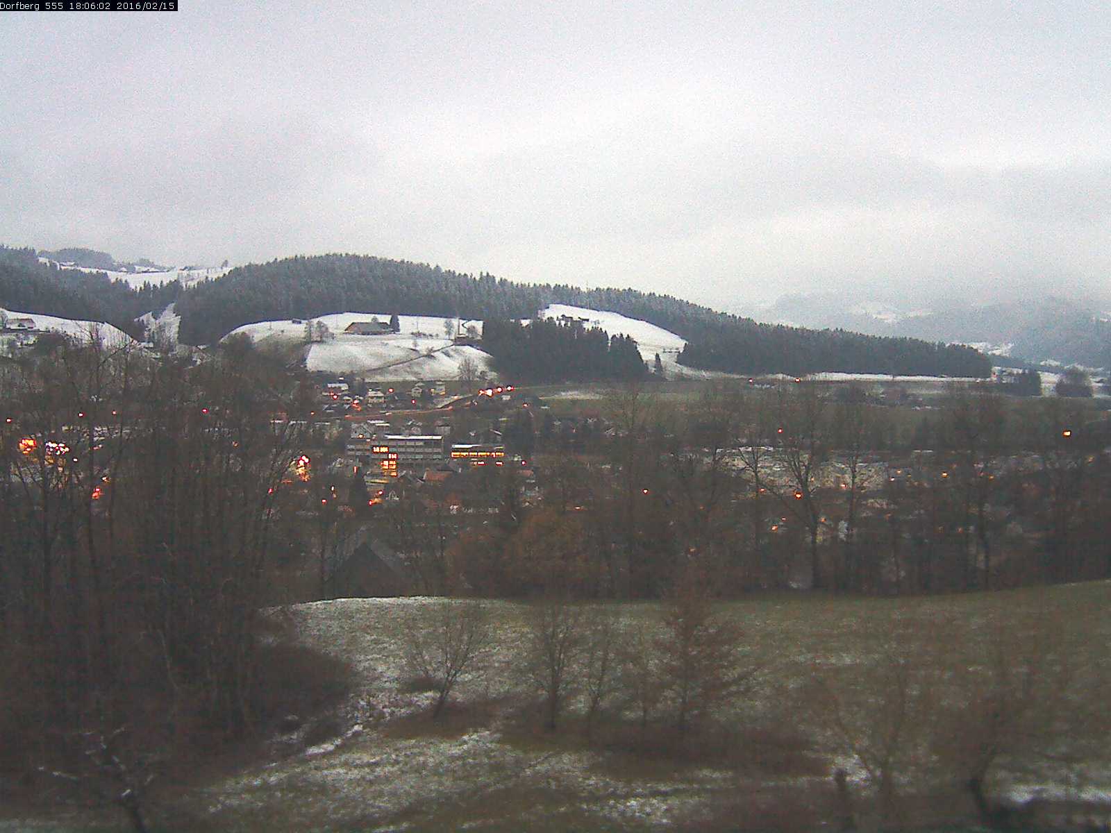 Webcam-Bild: Aussicht vom Dorfberg in Langnau 20160215-180601